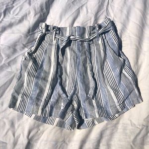 Striped shory with belt